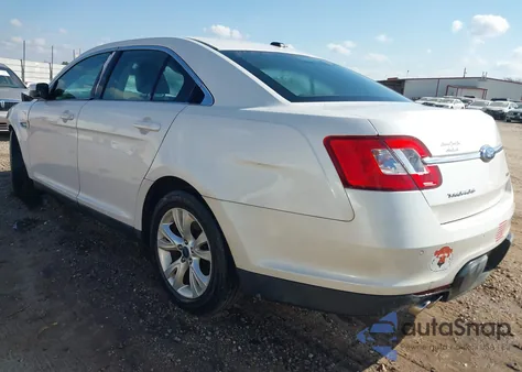 2010 Ford Taurus Sel z USA, uszkodzony, nr VIN 1FAHP2EW5AG142513